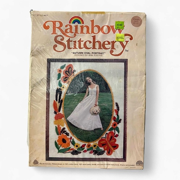 VTG 1978 Crewel Picture Frame Kit Autumn Oval Portrait Rainbow Stitchery Sealed - Picture 1 of 2